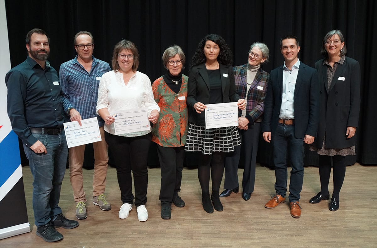 Gruppenfoto_Siegerprojekte_klein Bild Preisträger und Preisträgerinnen 2022