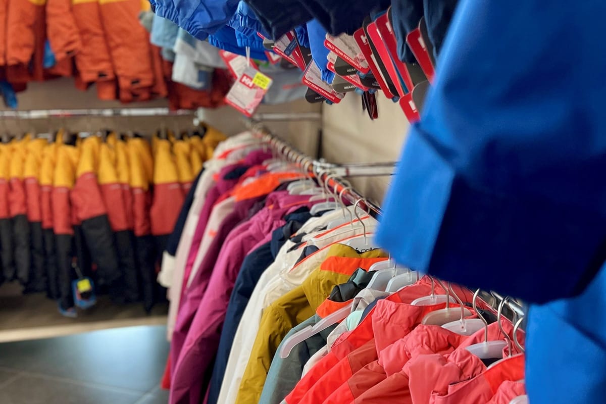 2024-FB-outlet-king-2-quer Bild Jackensortiment MC Schweiz AG