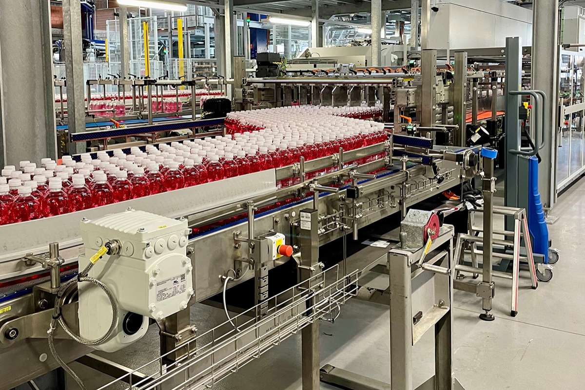 Bild Förderband mit Adelbodner Mineralwasser